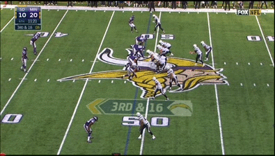 Jayron Kearse INT