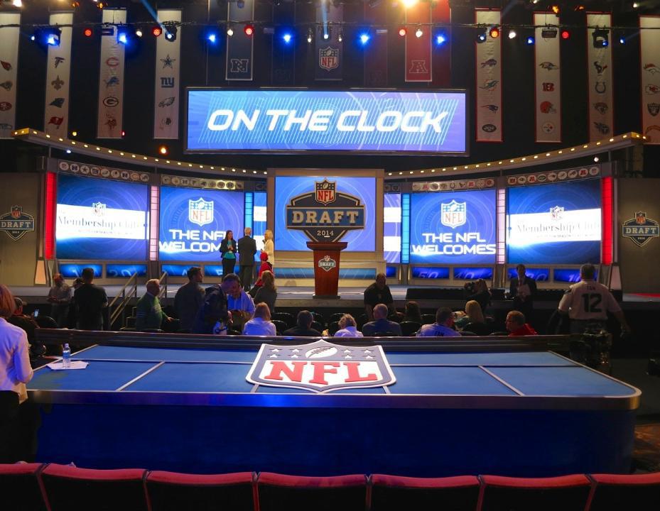 2017 Nfl Mock Draft House Party Edition Zone Coverage