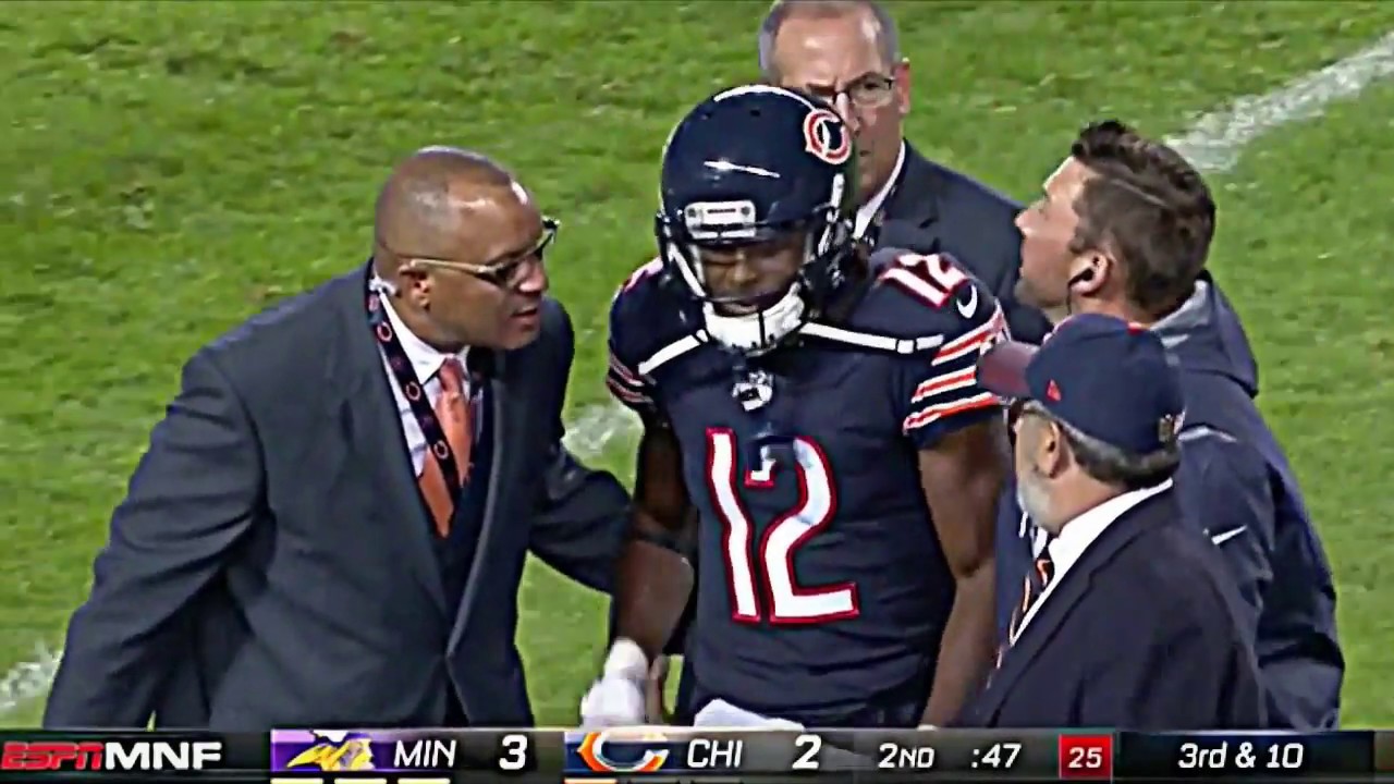 SEEHAFER Examining the Fencing Response of Mike Wallace Zone Coverage