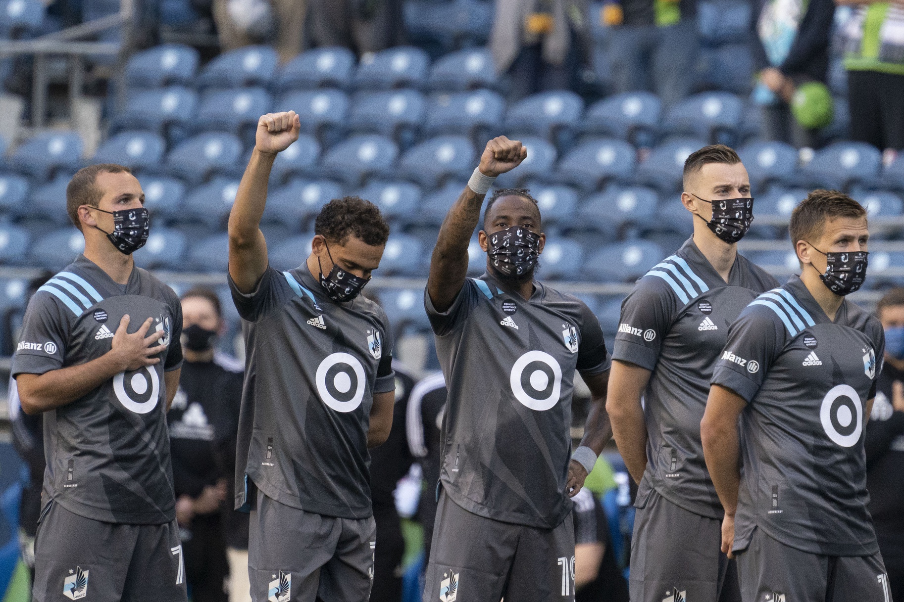 mnufc-and-sounders-wear-armbands-to-honor-daunte-wright-zone-coverage