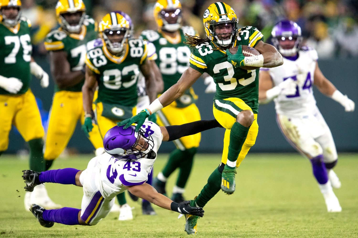 Fantasy Football: Could Aaron Jones and Miles Sanders be the top