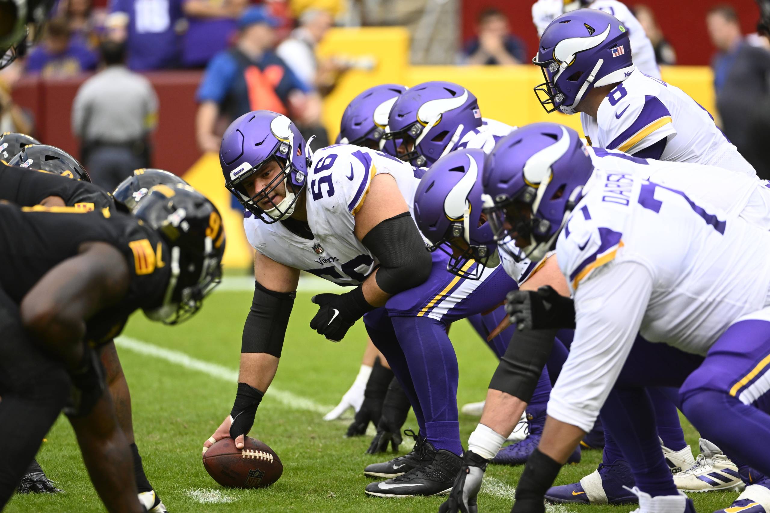 Vikings' retooled offensive line makes mistakes but holds up