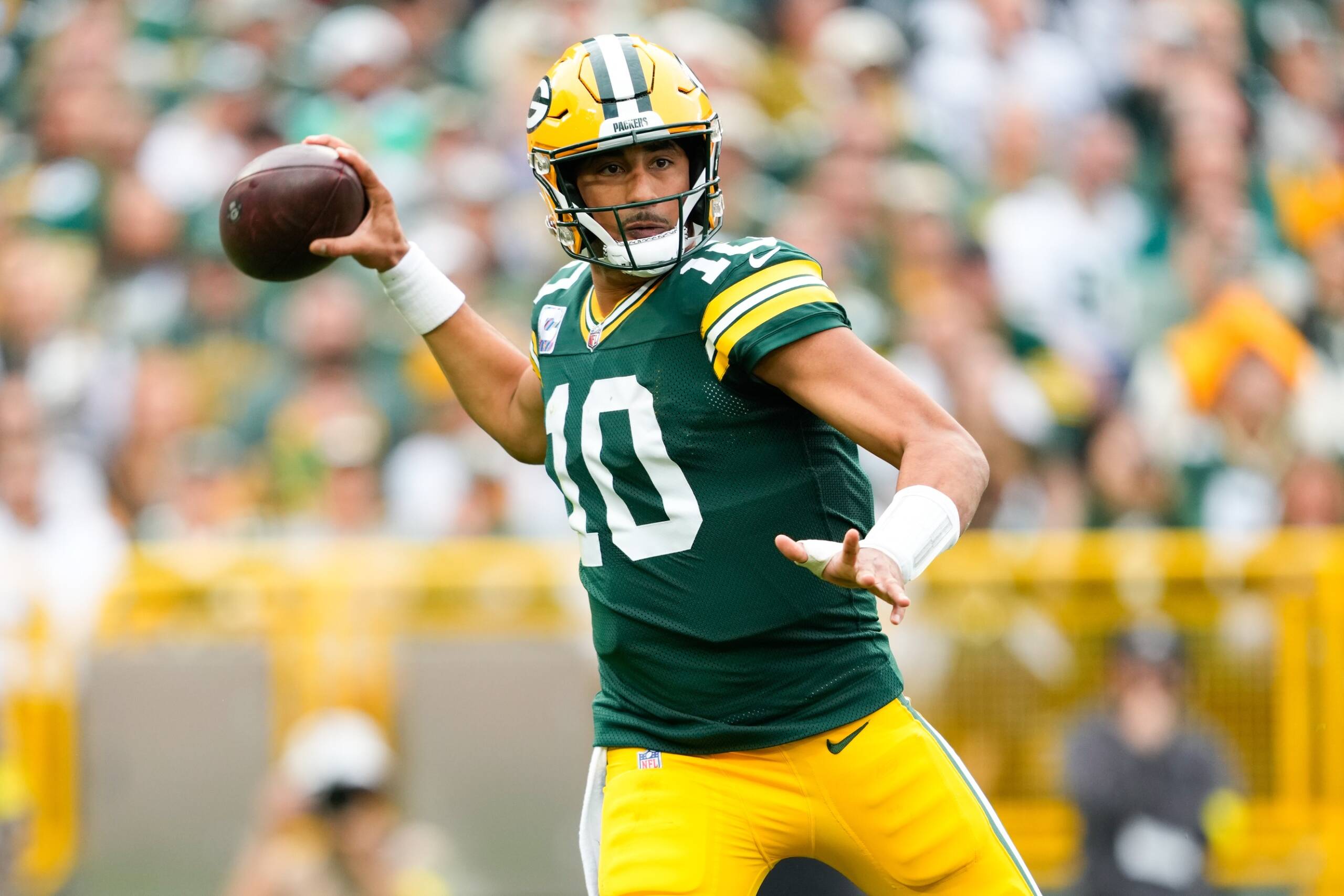 The Numbers Show Jordan Love's Brilliance On Third Down - Zone